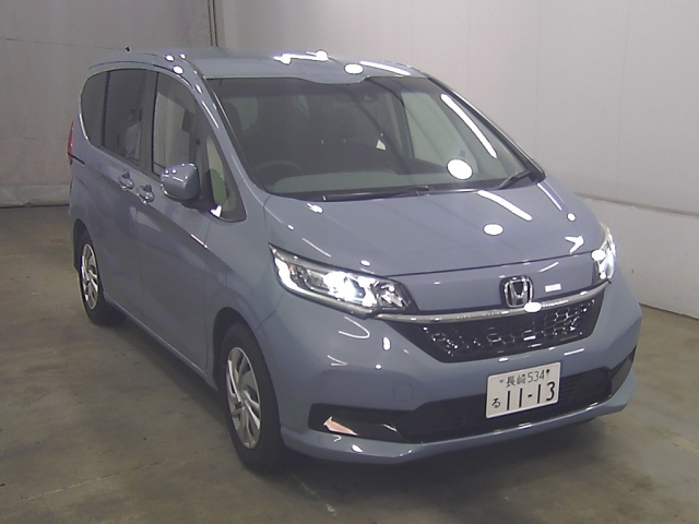 HONDA FREED — фото
