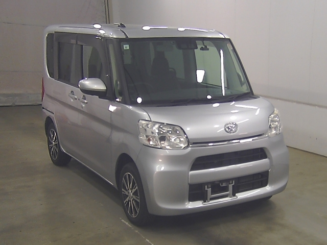 DAIHATSU TANTO — фото