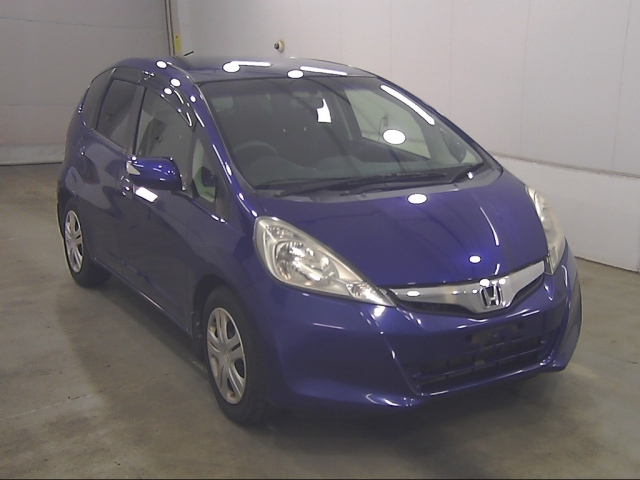 HONDA FIT — фото