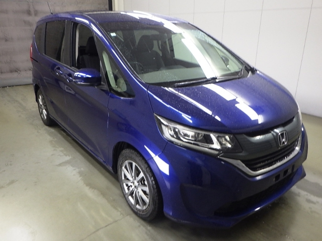 HONDA FREED — фото