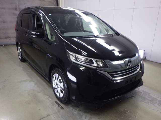 HONDA FREED — фото