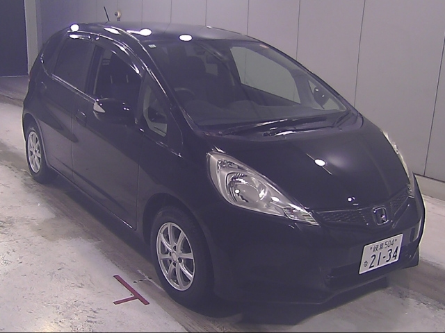 HONDA FIT — фото