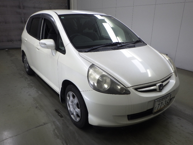 HONDA FIT — фото