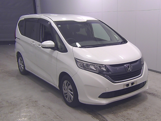 HONDA FREED — фото