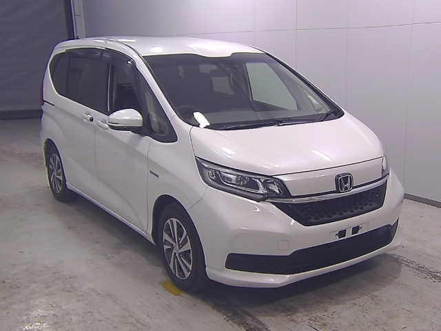 HONDA FREED — фото