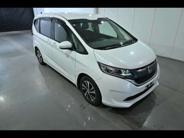 HONDA FREED — фото