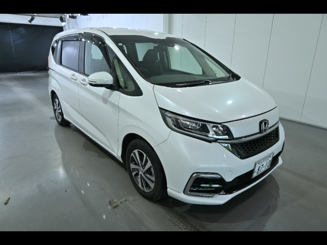 HONDA FREED — фото