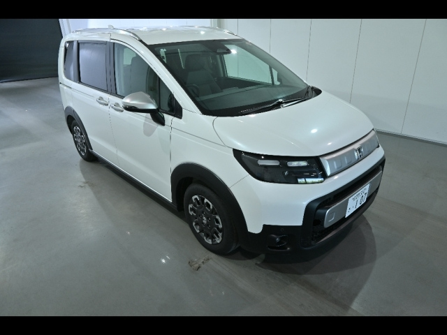 HONDA FREED — фото