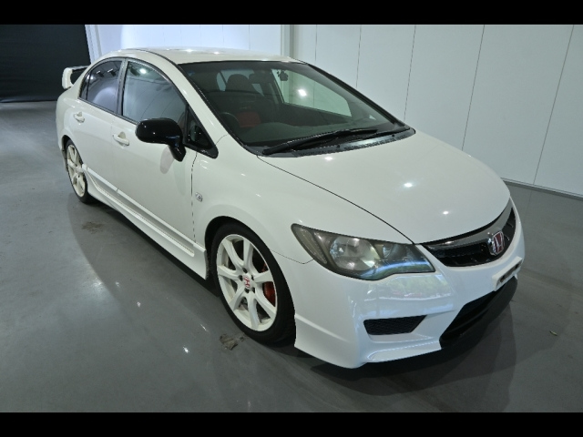 HONDA CIVIC — фото