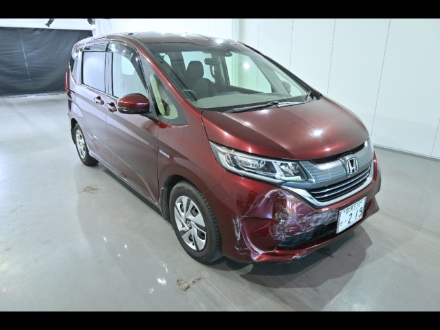 HONDA FREED — фото