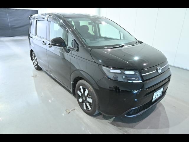 HONDA FREED — фото