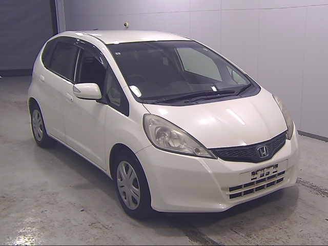 HONDA FIT — фото