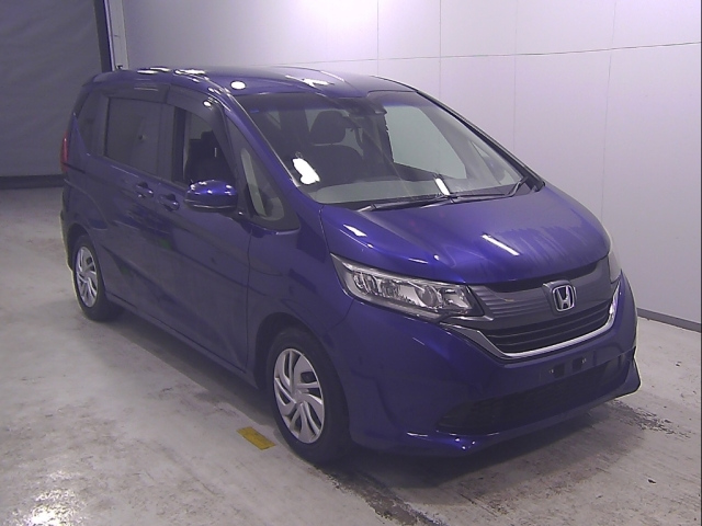 HONDA FREED — фото