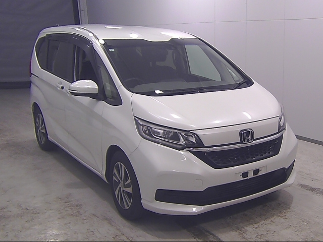 HONDA FREED — фото