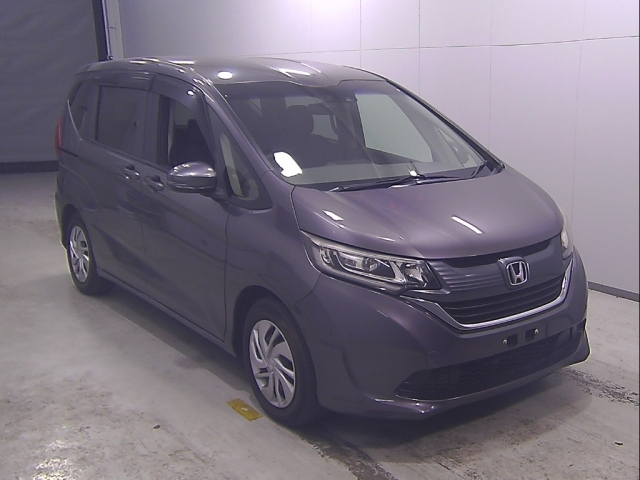HONDA FREED — фото