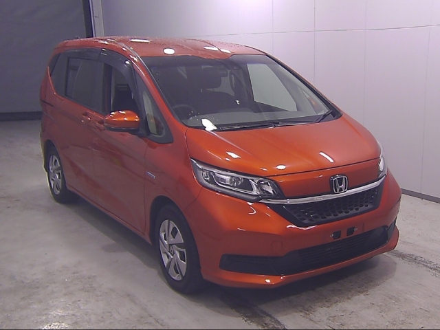 HONDA FREED — фото