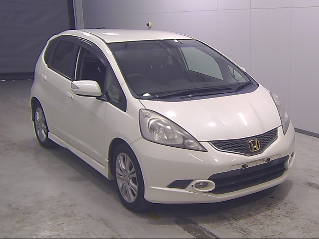 HONDA FIT — фото