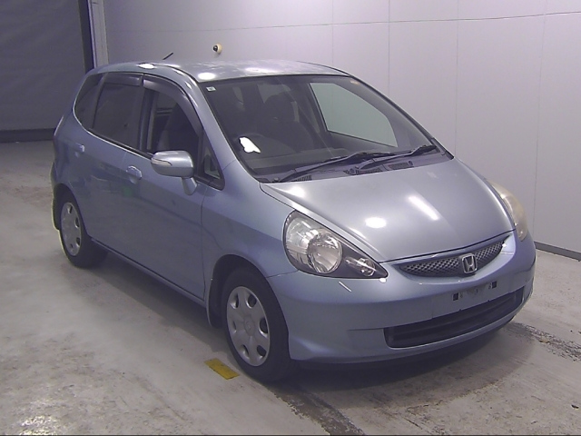 HONDA FIT — фото