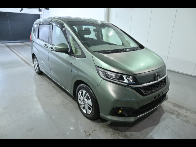 HONDA FREED — фото