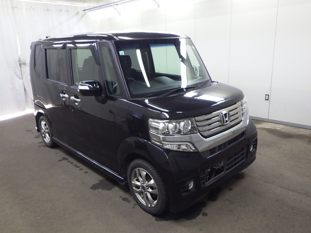 HONDA N BOX PLUS