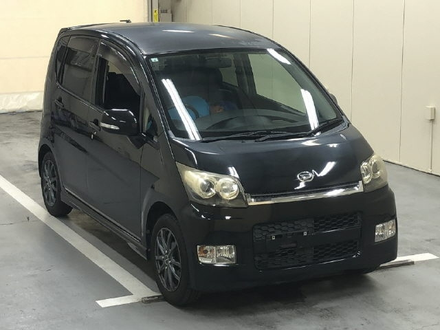 DAIHATSU MOVE — фото