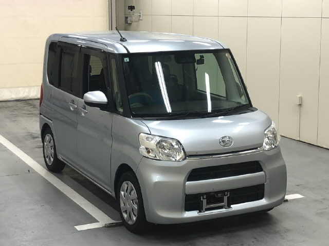 DAIHATSU TANTO — фото