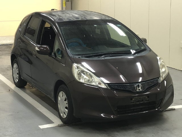 HONDA FIT — фото