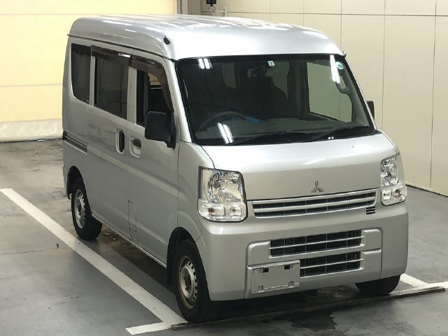 MITSUBISHI MINICAB — фото