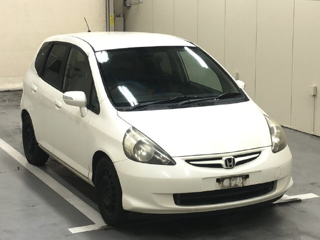 HONDA FIT — фото