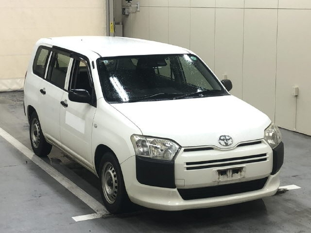 TOYOTA SUCCEED