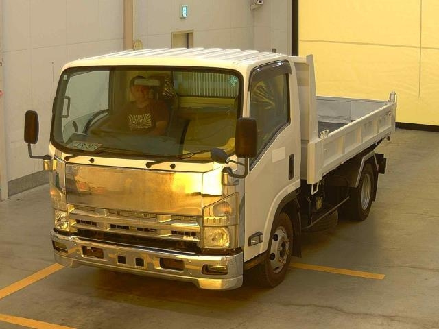 ISUZU ELF — фото