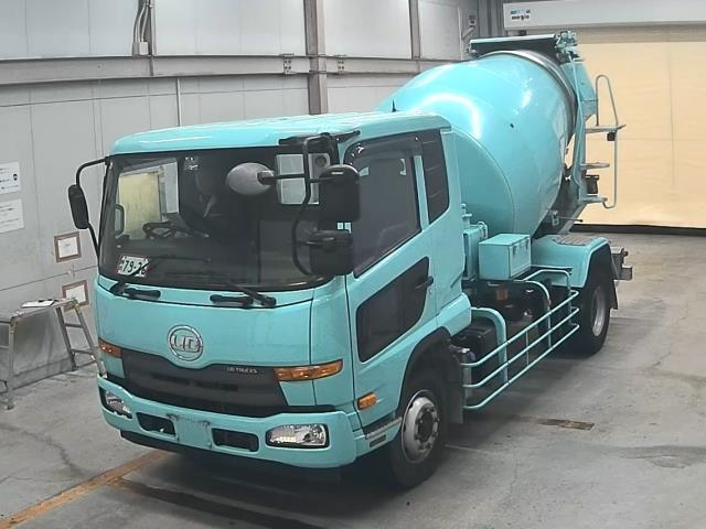 NISSAN CONDOR — фото