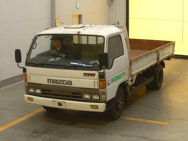MAZDA TITAN