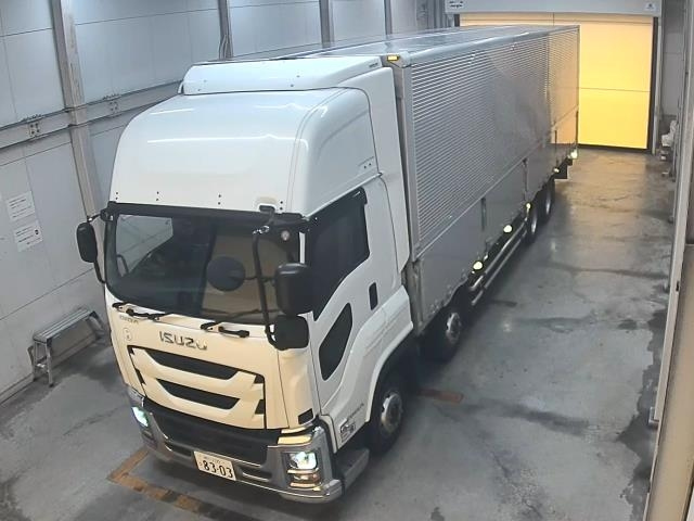 ISUZU TRUCK