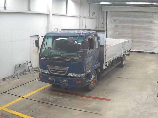 NISSAN CONDOR — фото