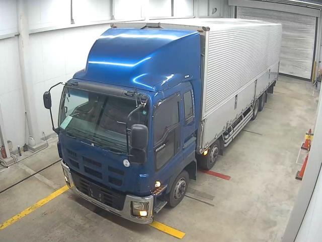 ISUZU TRUCK