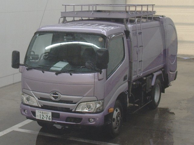 HINO DUTRO — фото