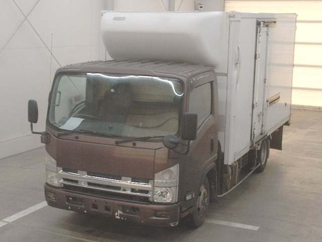 ISUZU ELF — фото