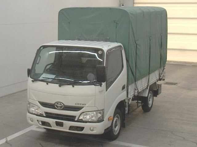 TOYOTA DYNA