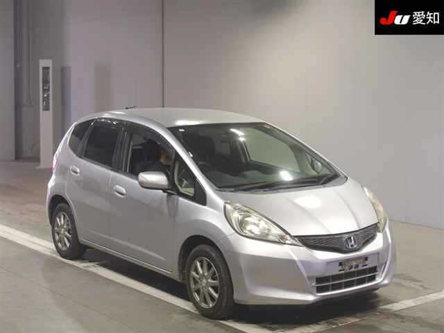 HONDA FIT — фото