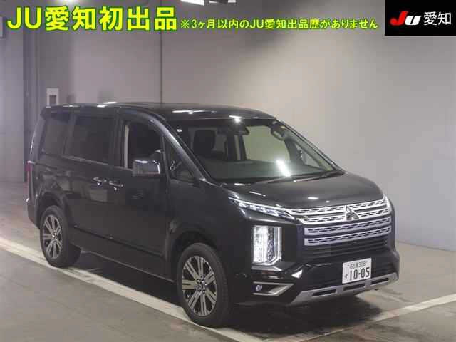 MITSUBISHI DELICA D5