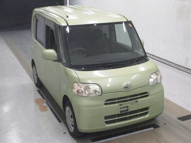 DAIHATSU TANTO — фото