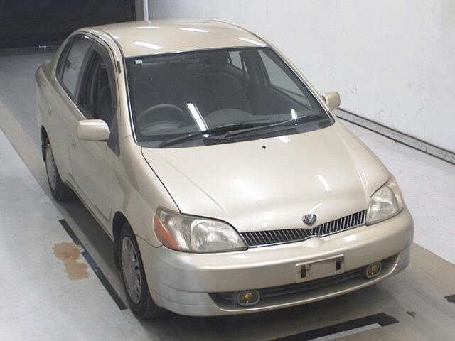 TOYOTA PLATZ