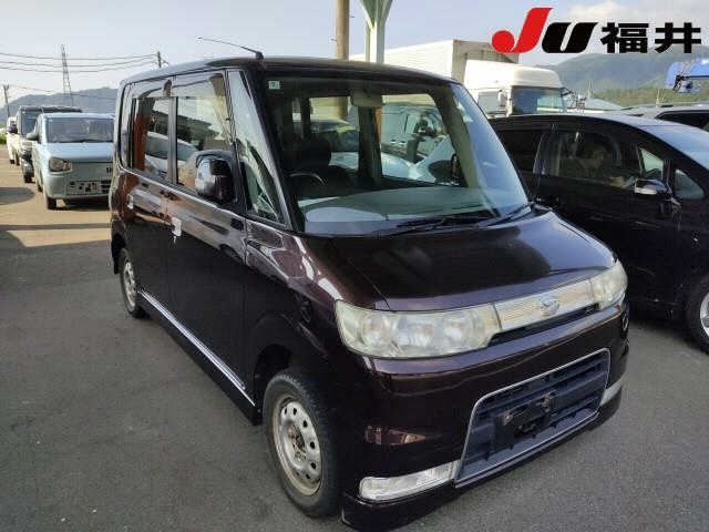 DAIHATSU TANTO — фото