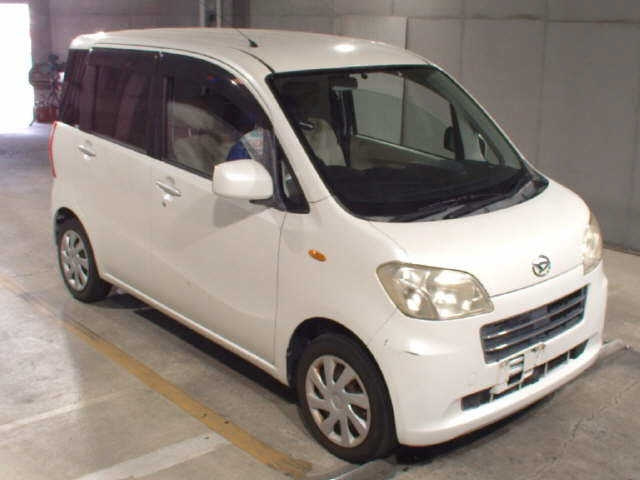 DAIHATSU TANTO — фото