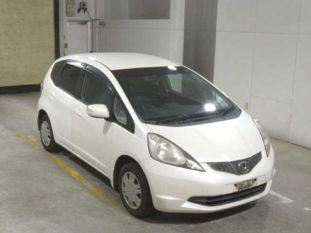 HONDA FIT — фото
