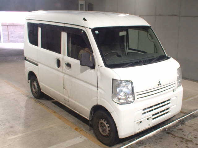 MITSUBISHI MINICAB — фото