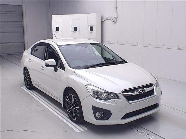 SUBARU IMPREZA — фото