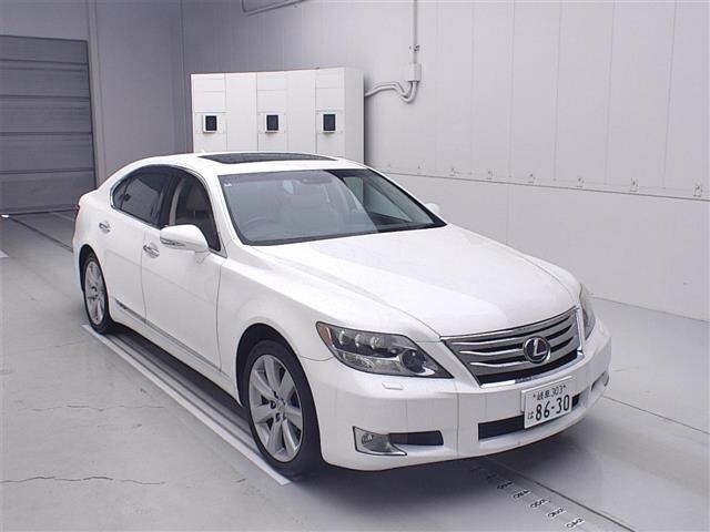 LEXUS LS
