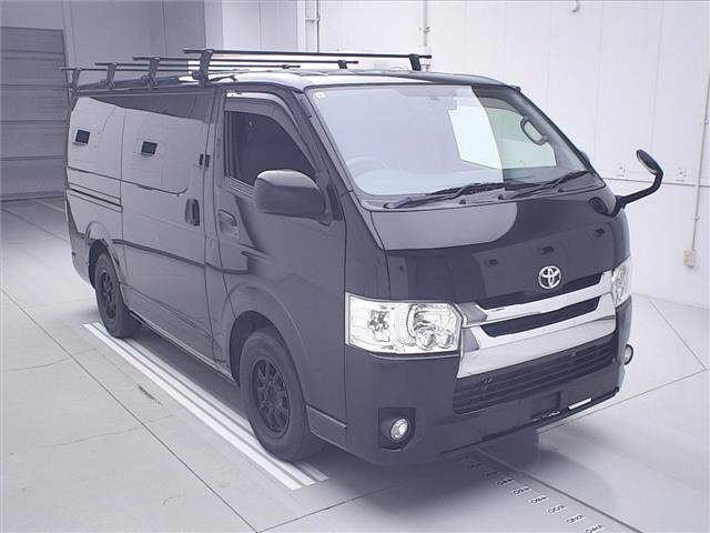TOYOTA REGIUS ACE VAN